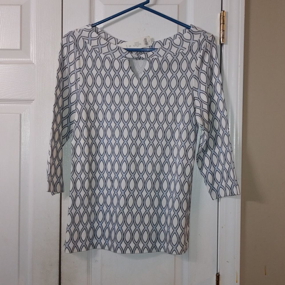 Chico's  Geo Twist Neck Tee shirt top  Sz S (0)